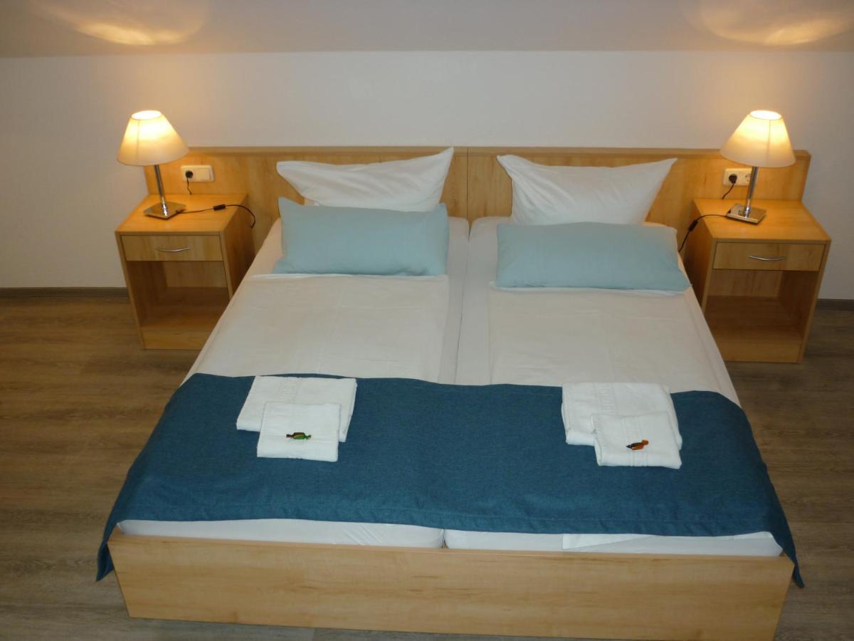 Pension Zum Leuchtturm Bastorf Экстерьер фото
