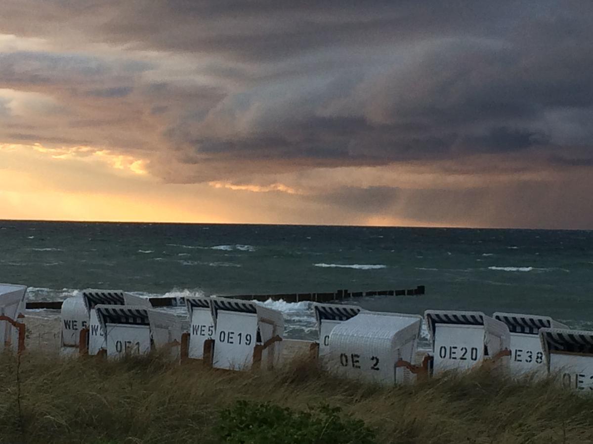 Pension Zum Leuchtturm Bastorf Экстерьер фото