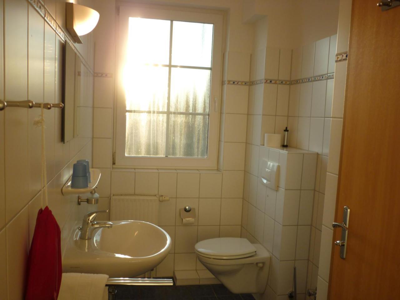 Pension Zum Leuchtturm Bastorf Экстерьер фото