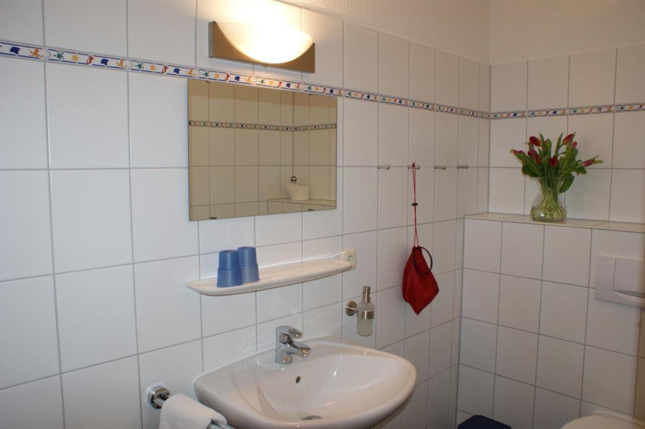 Pension Zum Leuchtturm Bastorf Экстерьер фото
