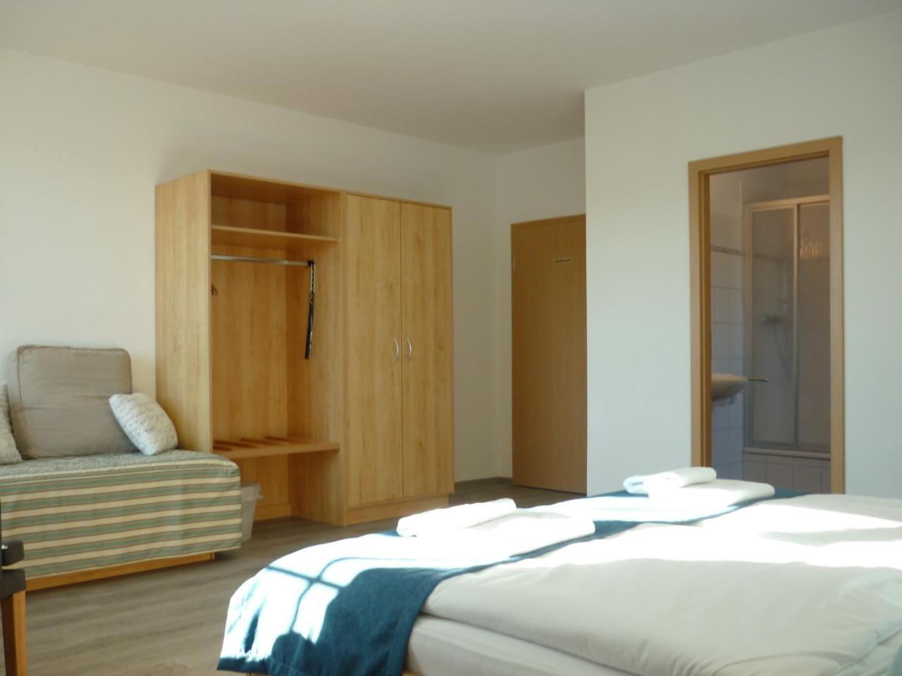 Pension Zum Leuchtturm Bastorf Экстерьер фото