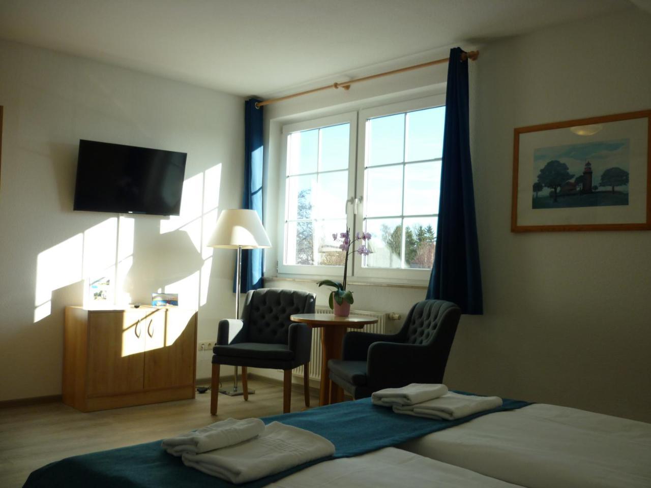 Pension Zum Leuchtturm Bastorf Экстерьер фото